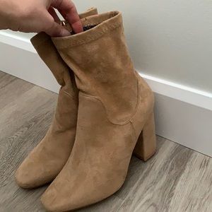 Cape Robbin Suede Boots Size 7